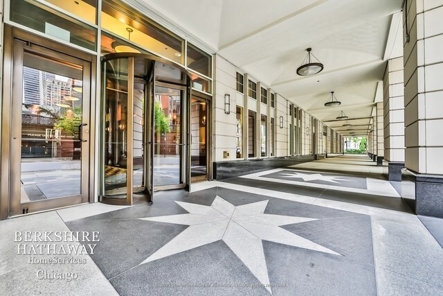 Building Photo - 55 E Erie Street