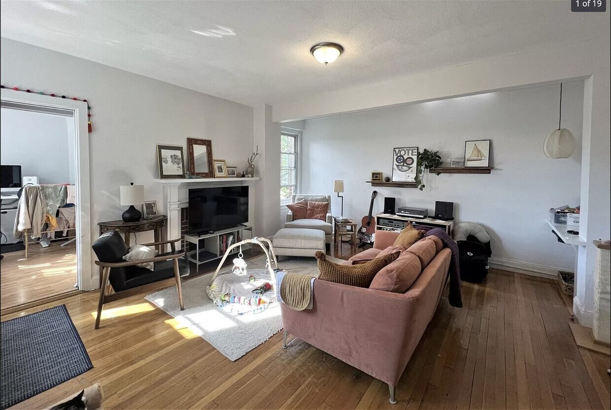 Primary Photo - 7 Craigie Circle Apt #25, Cambridge, MA 02...