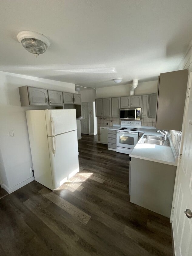 Photo - 2801 S Adams St