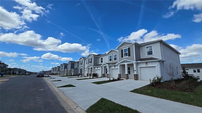 Foto del edificio - 2664 Armstrong Ave