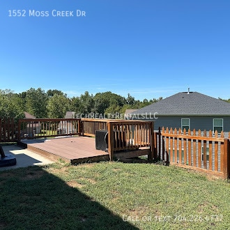Building Photo - 1552 Moss Creek Dr