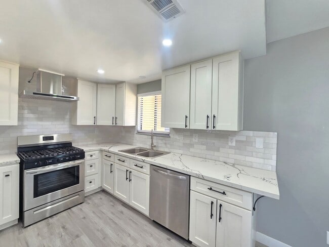 Building Photo - Fully Renovated 3 Bedroom & 2 bathroom Home with Huge Backyard – California City!