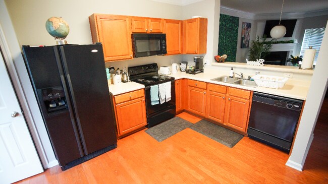 Foto del edificio - 643 Providence Pl SW