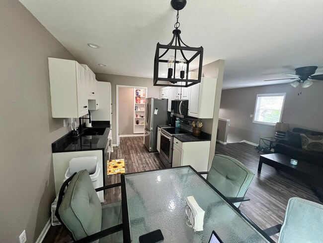 Foto del edificio - 100 Orourke Drive