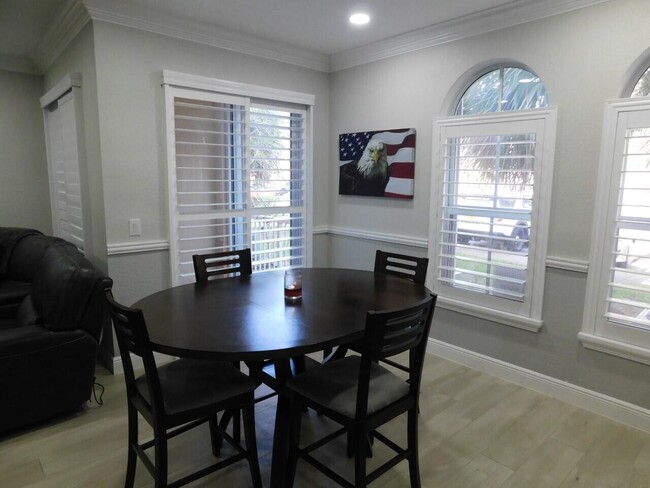 Building Photo - 110 Jacaranda Country Club Dr