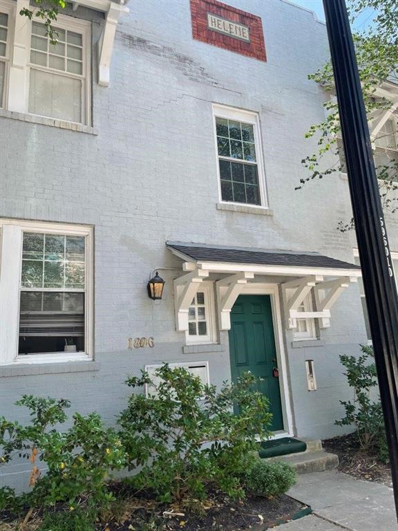 Primary Photo - 1806 Hadley St