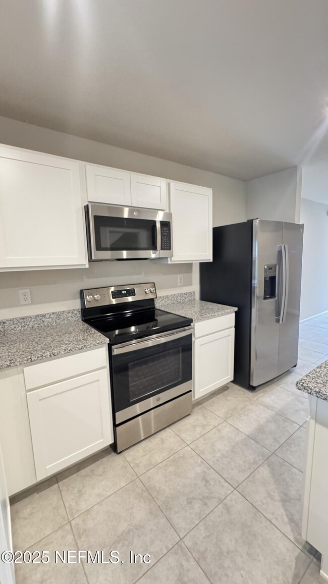 Building Photo - 7176 Luminary ln