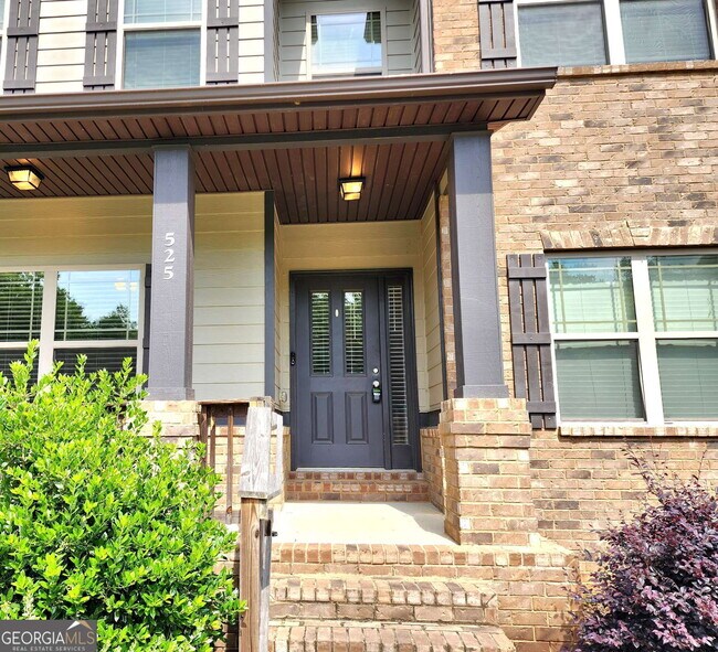 Foto del edificio - 525 Twelve Oaks Dr