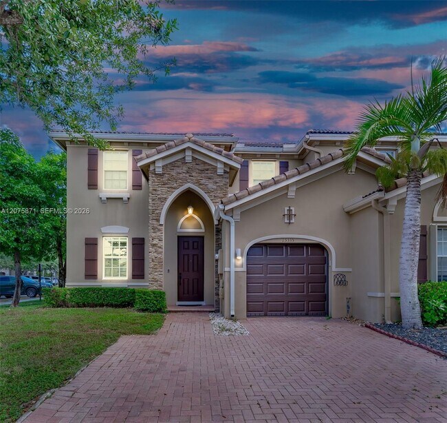 Building Photo - 15335 SW 9th Way