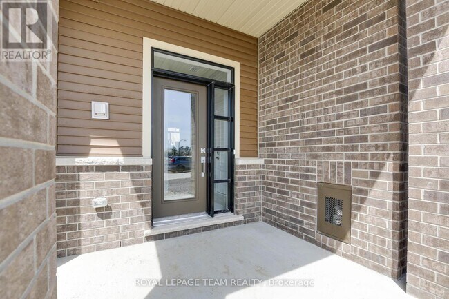 Building Photo - 937 Athenry Ct