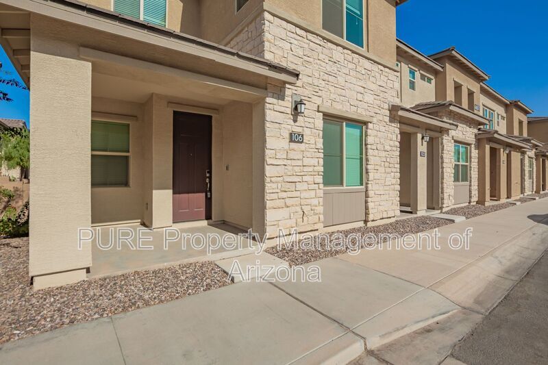 Foto principal - 4601 S Renaissance Dr