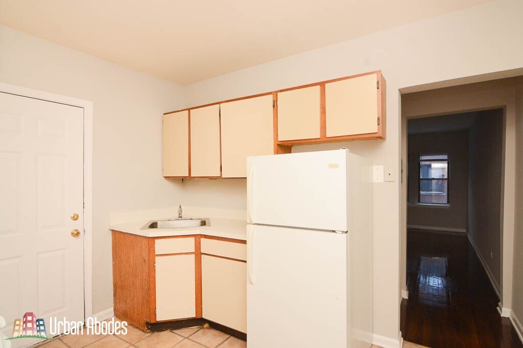 Foto principal - 5748 N Winthrop Ave