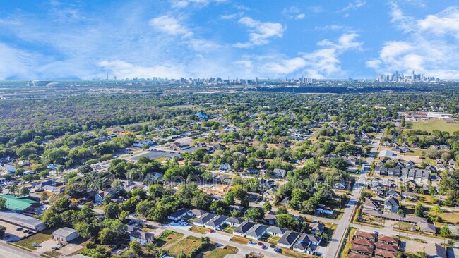 Foto del edificio - 4207 Phlox St