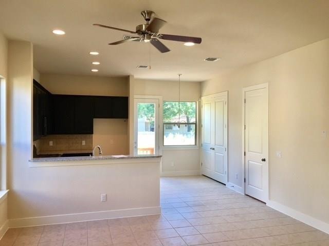 Building Photo - 2213 Katy Ln