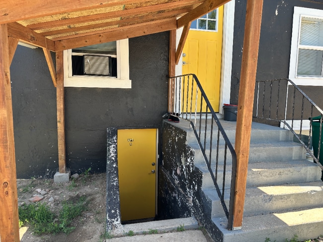 Foto del edificio - 817 1st St