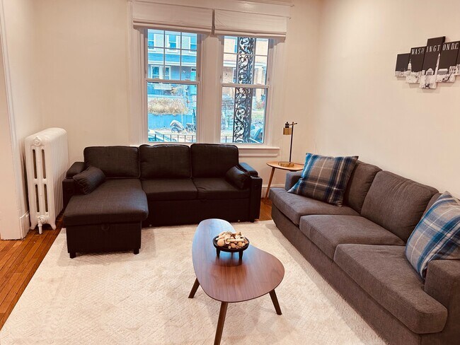 Foto del edificio - 1826 A St SE