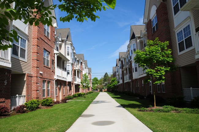 Building Photo - Meridian Terrace