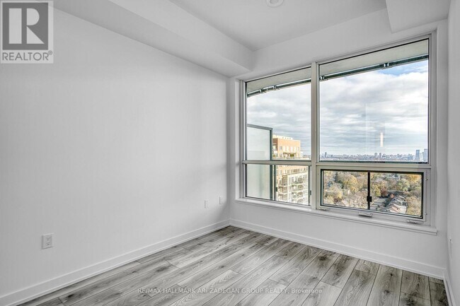 Building Photo - 110 Broadway Ave