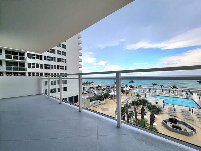 Foto del edificio - 2030 S Ocean Dr
