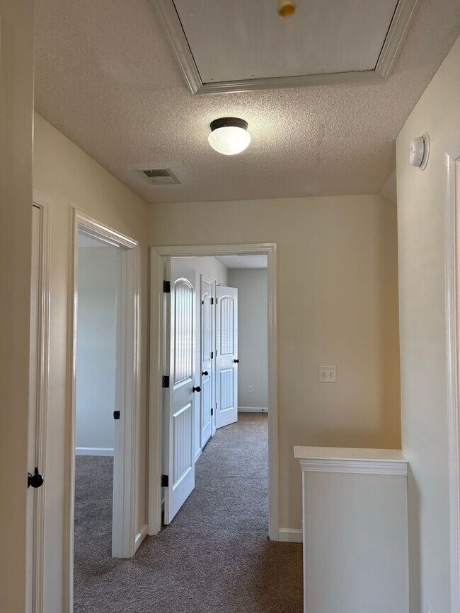 Foto del edificio - 1057 Kentshire Cove