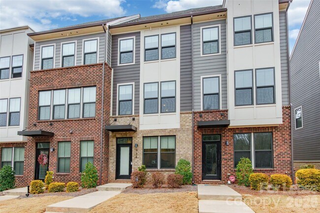 Foto del edificio - 924 Broad River Ln