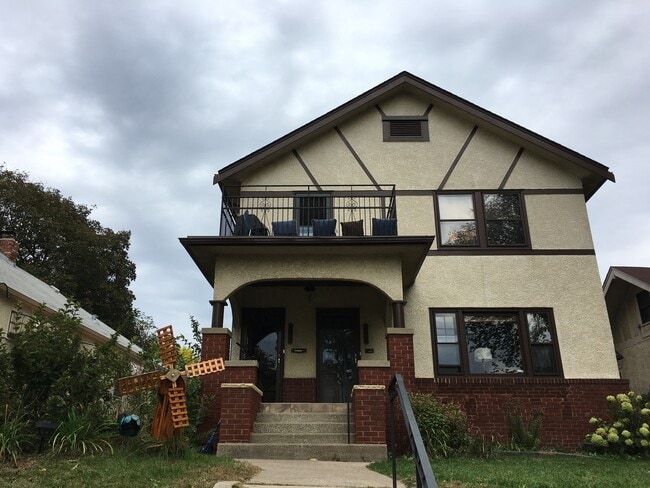Building Photo - 4121 Columbus Ave