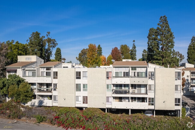 4900 Overland Ave Culver City, CA 90230 - Windsor Fountains