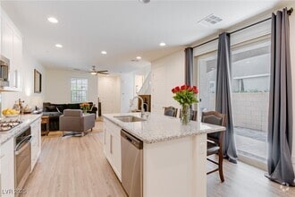 Building Photo - 60 Kimberlite Dr