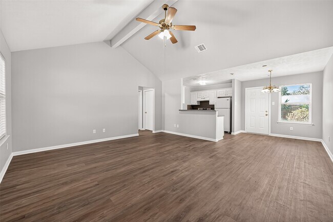 Foto del edificio - 16200 Sun View Ln