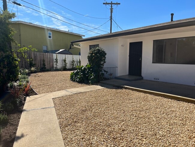 Private Yard - 6934 Kittyhawk Ave