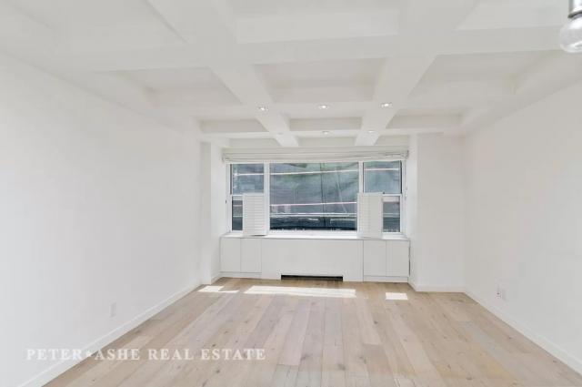 Building Photo - 3 bedroom in New York NY 10065