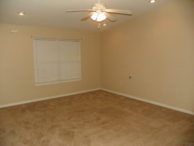 Foto del edificio - 5264 Sewell Rd