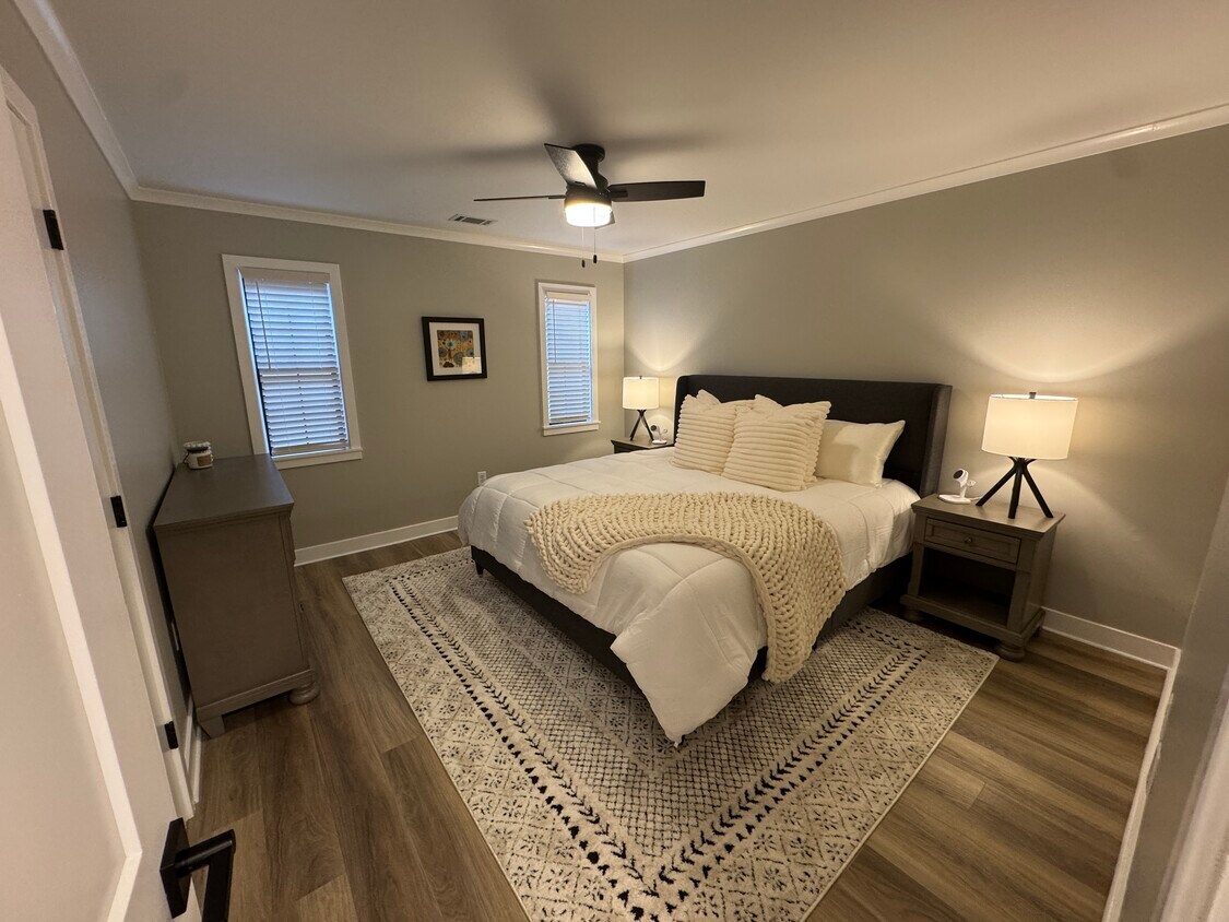 Foto principal - 116 Grand Blvd
