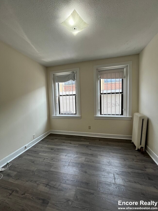 Building Photo - 1148 Commonwealth Ave