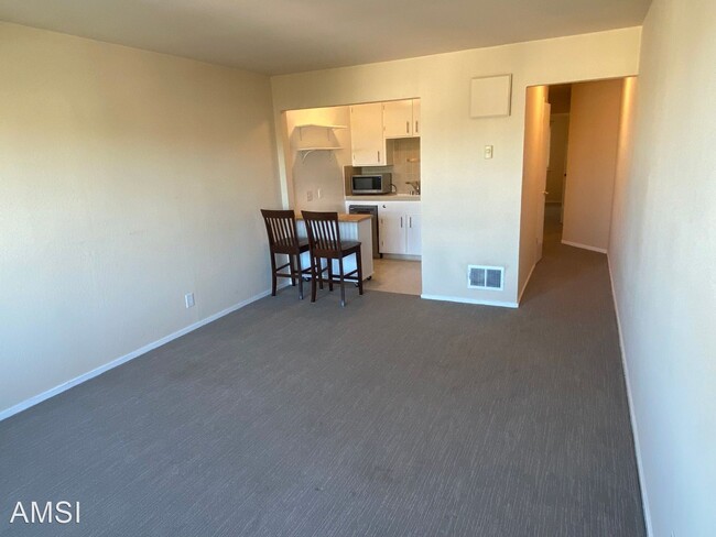 Building Photo - 1 br, 1 bath House - 4150 Cesar Chavez St. #2
