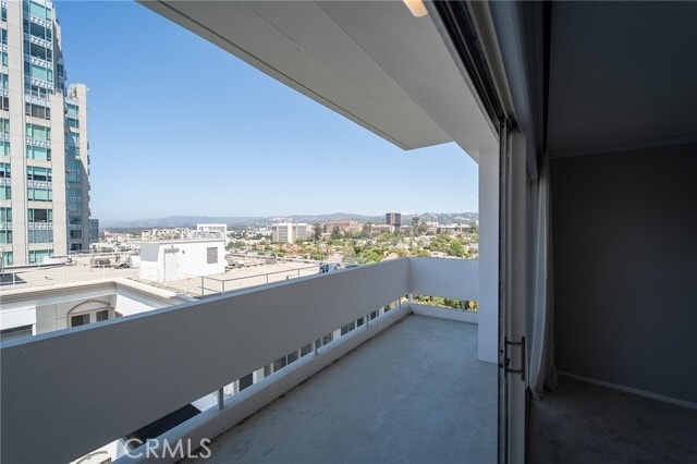 Foto del edificio - 10701 Wilshire Blvd
