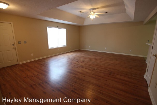 Building Photo - 3 br, 3 bath House - 677 Ethan Court