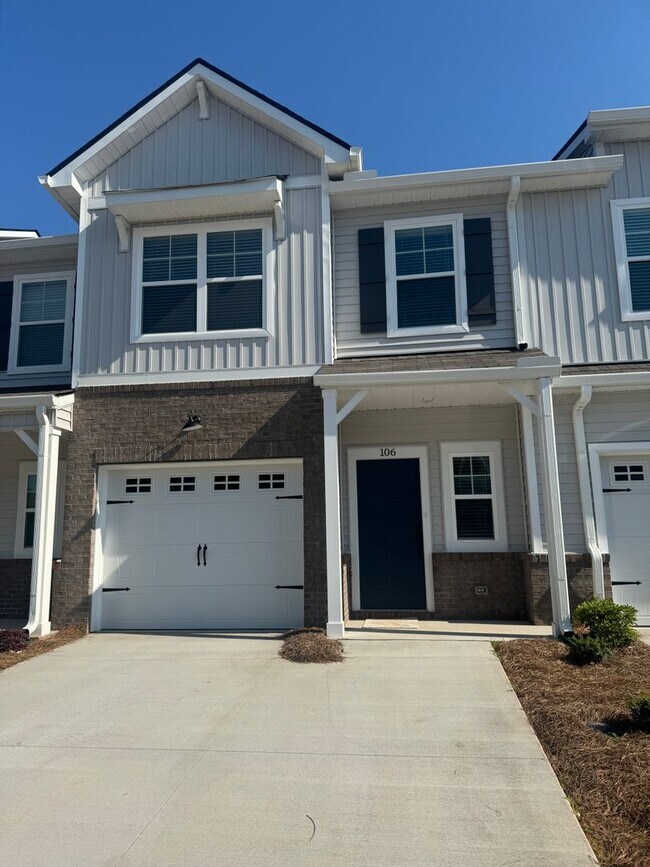 Building Photo - **PRICE REDUCED** Brand New Luxury Living!