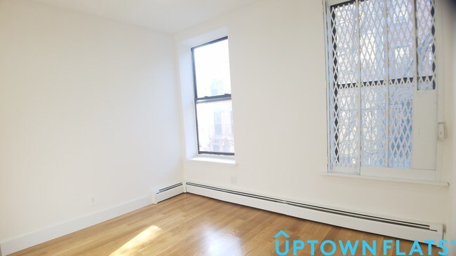 Foto del edificio - 56 W 127th St