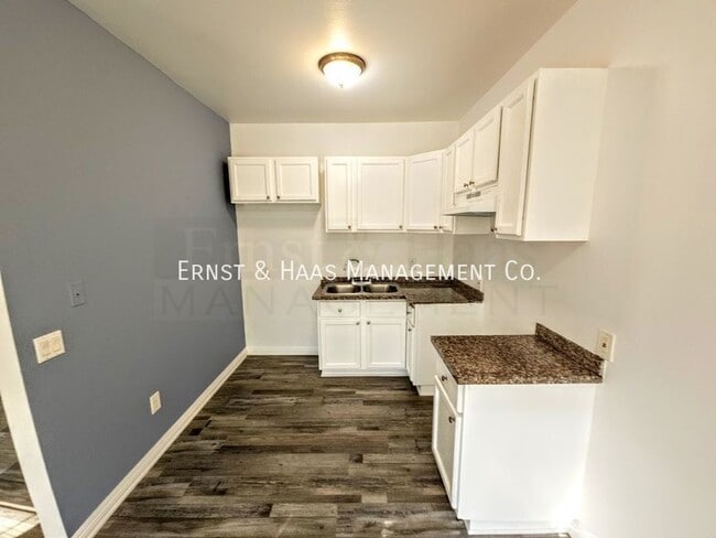 Building Photo - 6673 N Hammond Ave