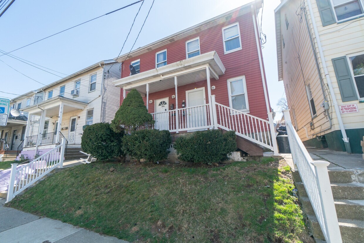 34 St, Phillipsburg, NJ 08865 Room for Rent in Phillipsburg