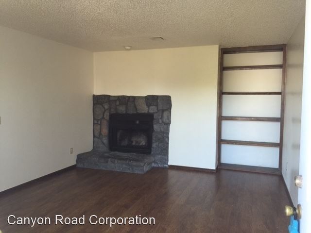 Foto del edificio - 2 br, 1 bath Apartment - 316 Falcon Ct 316...