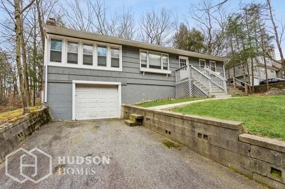 Building Photo - NOW AVAILABLE! 57 Brookdale Rd, Seymour, C...