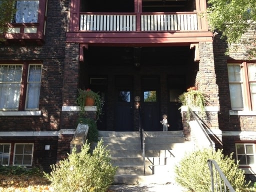 Building Photo - 508 S Cedar St