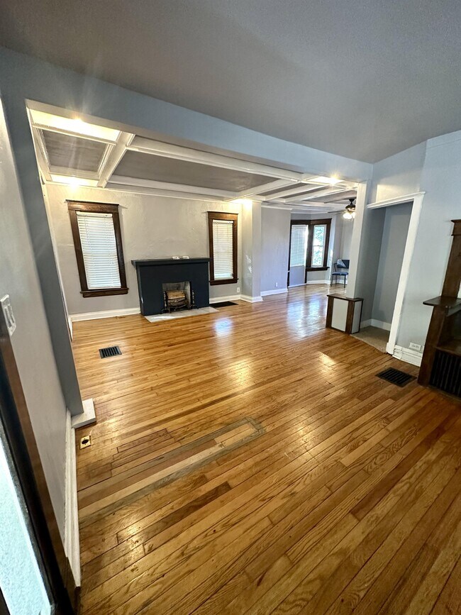 Foto del edificio - 4040 Holmes St
