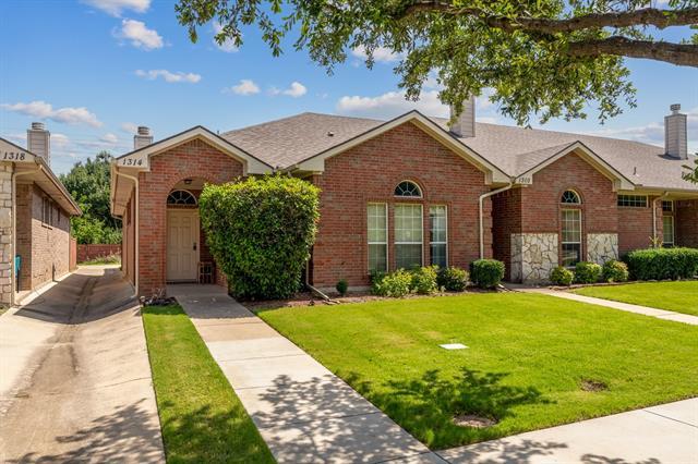 Foto principal - 1314 Poinsettia Blvd