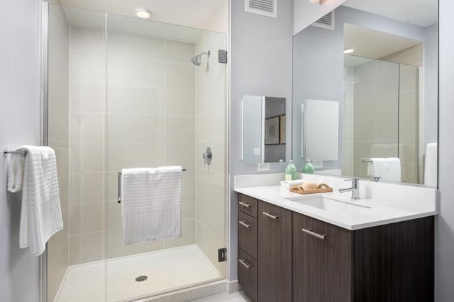 Building Photo - 125 N Dearborn St