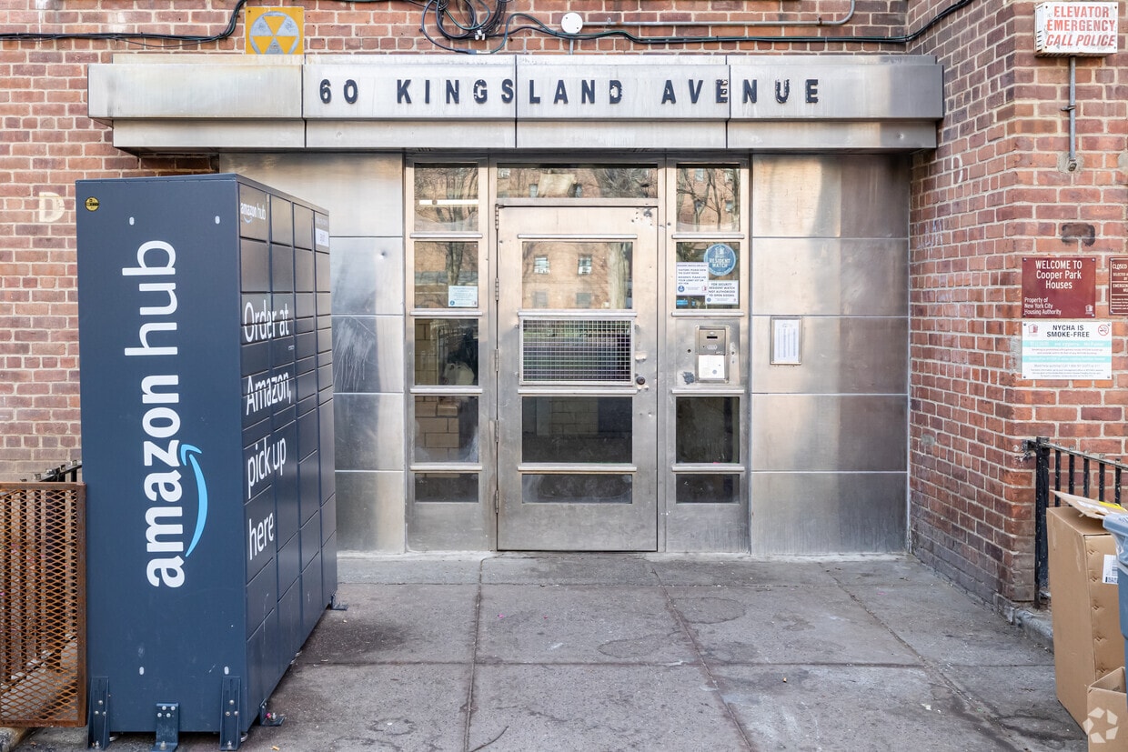 Entrance - 60 Kingsland Ave