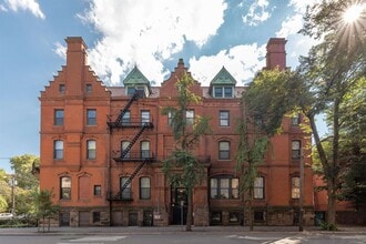 Building Photo - 297 Montgomery St