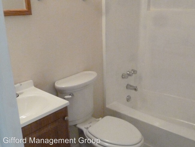 Foto del edificio - 3 br, 1 bath House - 2716 TOWNHOUSE LANE